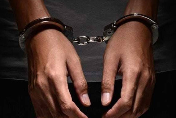 களுத்துறையில் இரகசிய தகவலின் பேரில் வீடு முற்றுகை; 18 கிலோவுக்கும் அதிகமான ஐஸ் போதைப்பொருளுடன் 26 வயது இளைஞர் கைது!